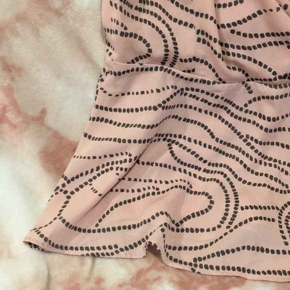 cAbi Blush Grey Print Dress Top Size 4 NWOT zipper - Picture 6 of 14